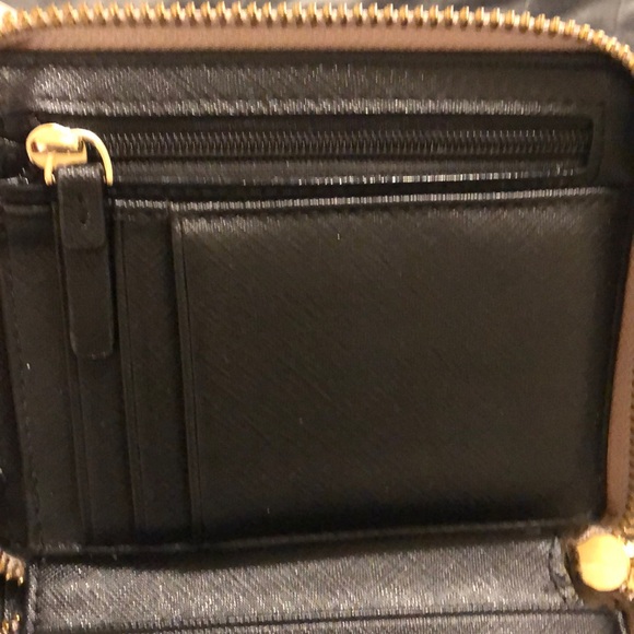 Authentic Kate Spade Wallet - Picture 4 of 5